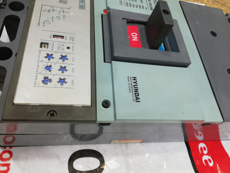 بریکر 10000 آمپر هیوندا HiBS