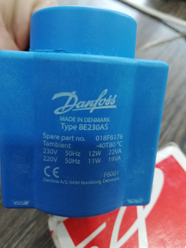 سلونویید ولو دانفوس مدل 018F6701