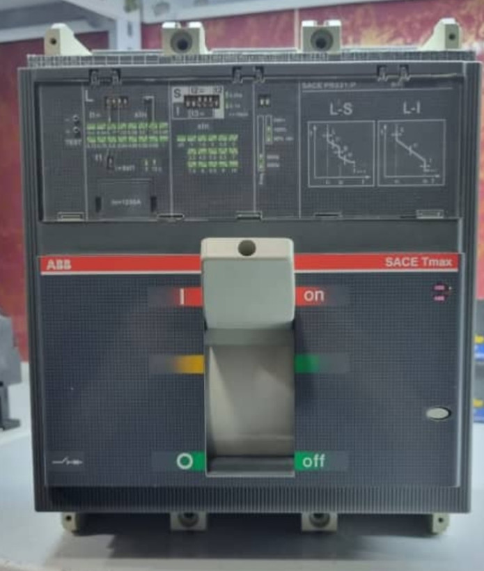 کلید اتوماتیک ABB 1250A