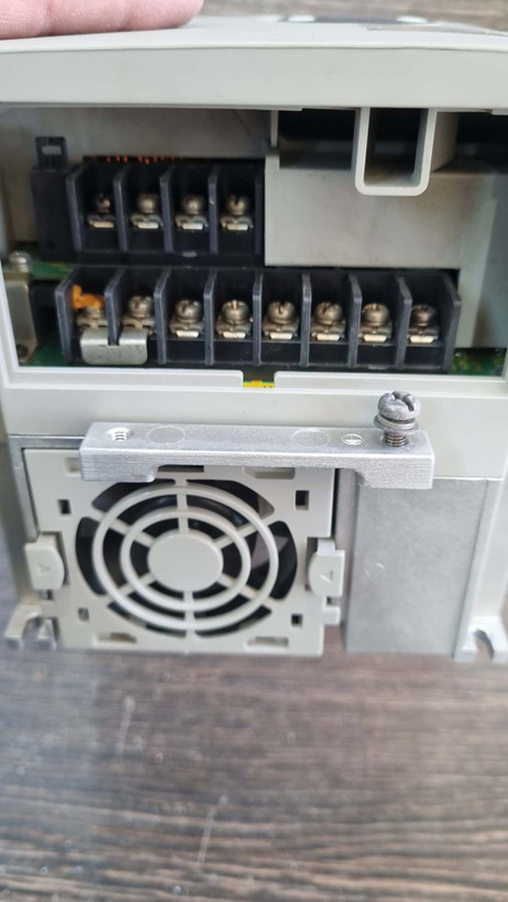 ATV31HU40N4