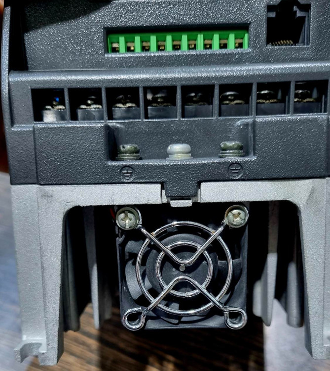 اینورتر تکو 1/5 کیلووات E310