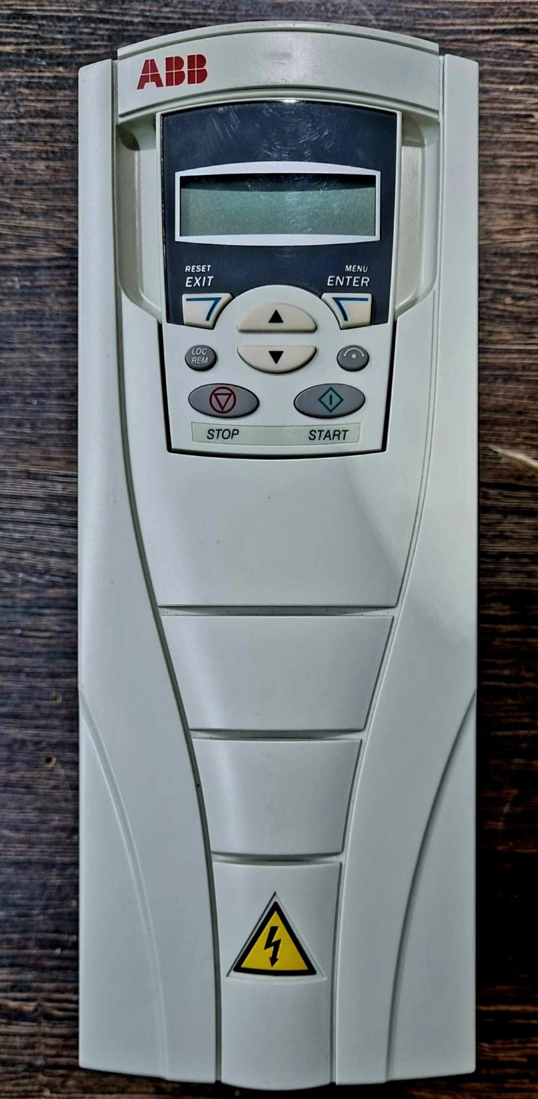 درایو ۱۵ کیلووات ABB