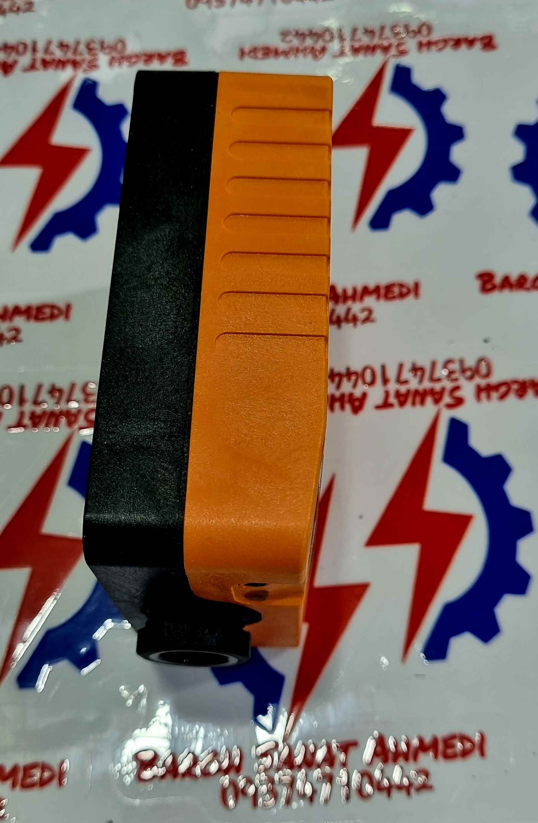 سنسور خازنی